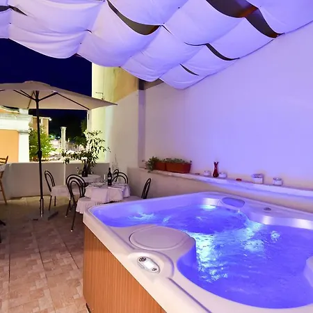 Old Town Jacuzzi